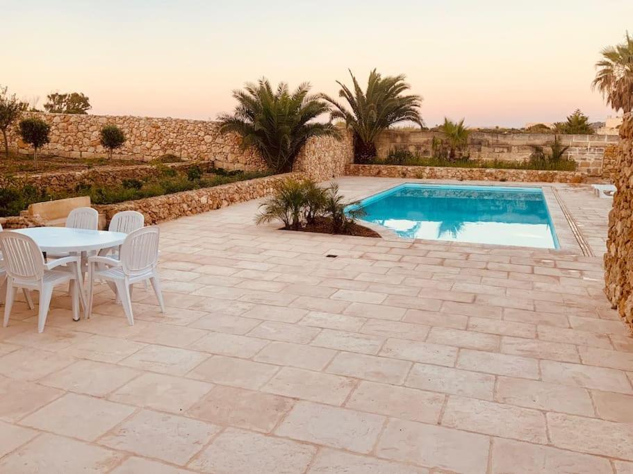 Farmhouse Villa With Large Pool And Garden In Gozo Gharb  Luaran gambar