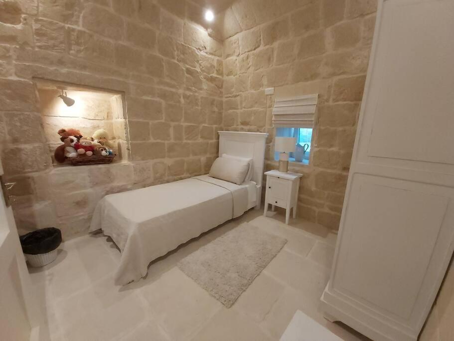 Farmhouse Villa With Large Pool And Garden In Gozo Gharb  Luaran gambar