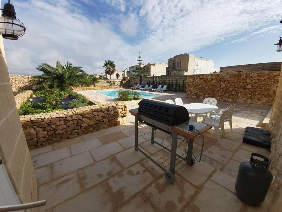 Farmhouse Villa With Large Pool And Garden In Gozo Gharb  Luaran gambar
