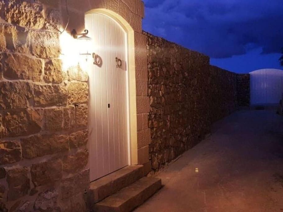 Farmhouse Villa With Large Pool And Garden In Gozo Gharb  Luaran gambar