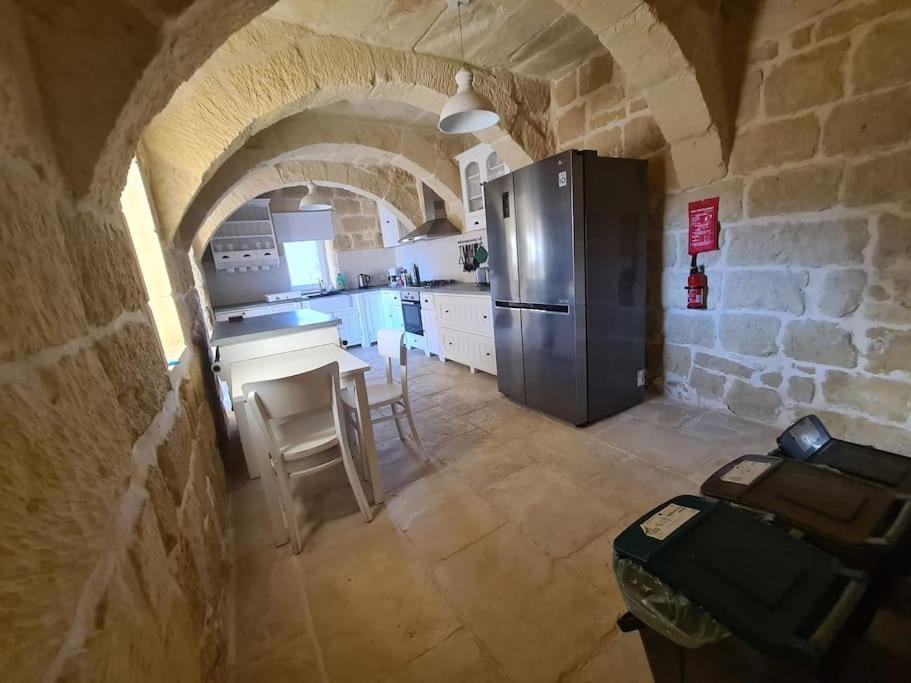 Farmhouse Villa With Large Pool And Garden In Gozo Gharb  Luaran gambar